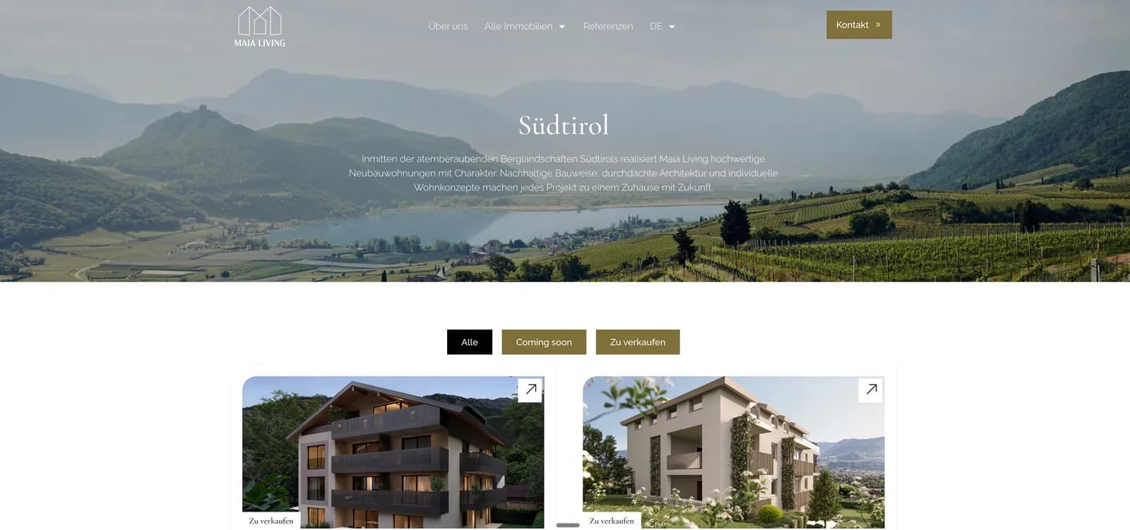 Elegante pagina di categoria immobili di Maia Living con paesaggio montano altoatesino
